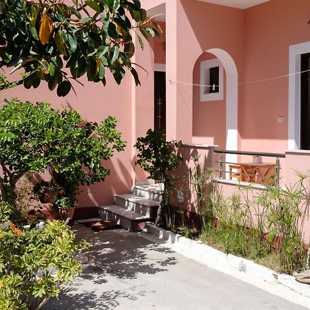 Mouzakitis Apartments 4 أريلاز المظهر الخارجي الصورة