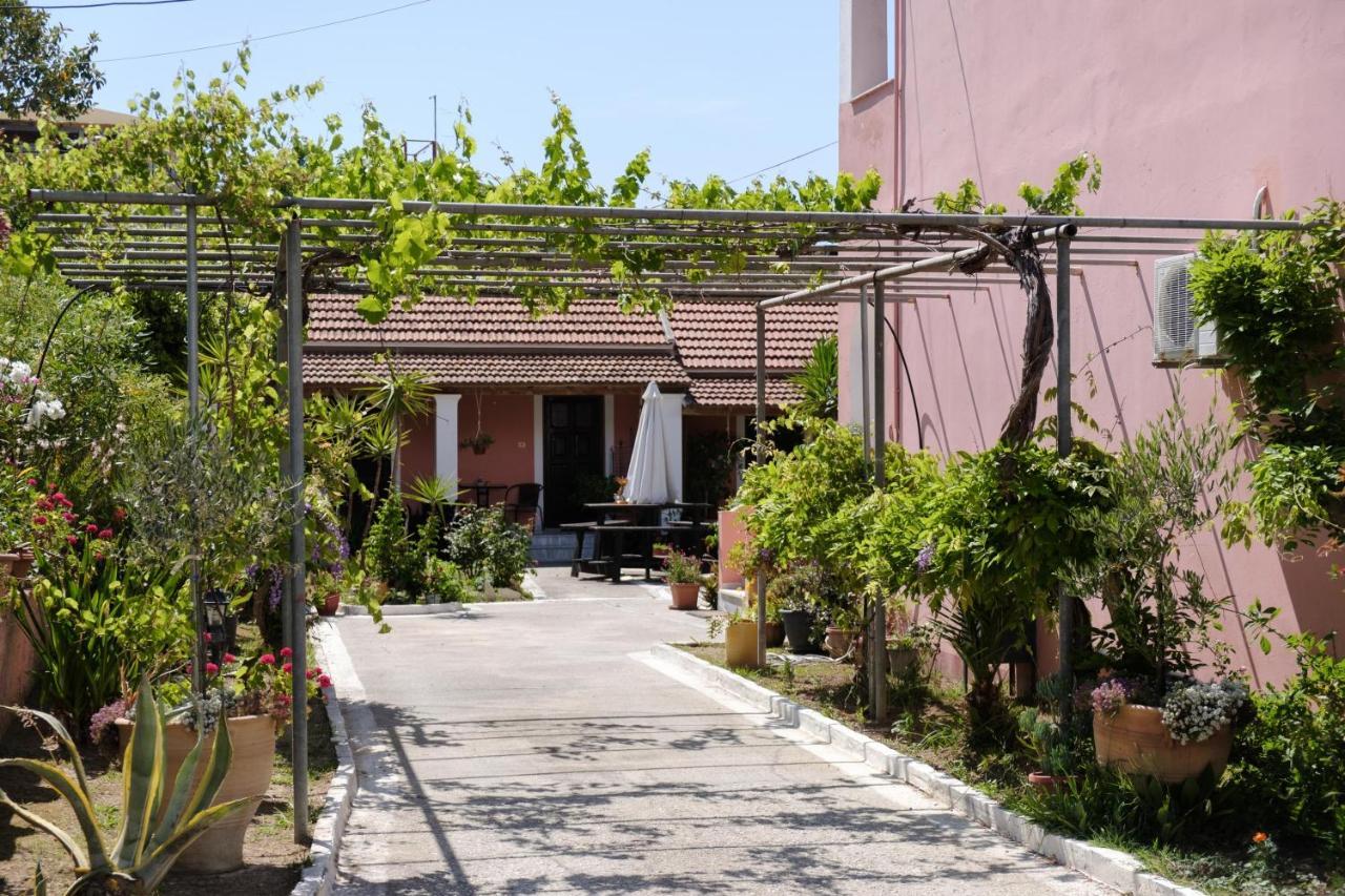 Mouzakitis Apartments 4 أريلاز المظهر الخارجي الصورة